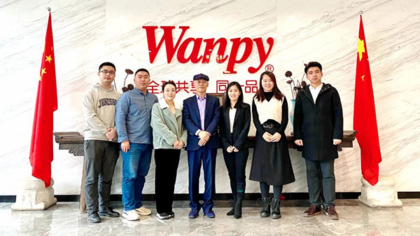 7608e97b791148a2a5b6f76f2b7c4b45