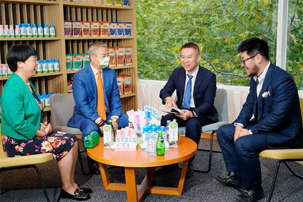 e3b1dcec2b7a448e8e3f00251dd50be9